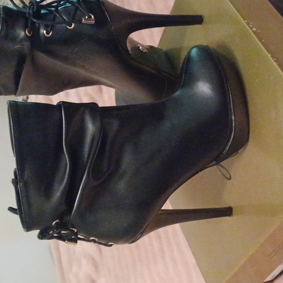 High Heel Booties - Picture 3 of 7
